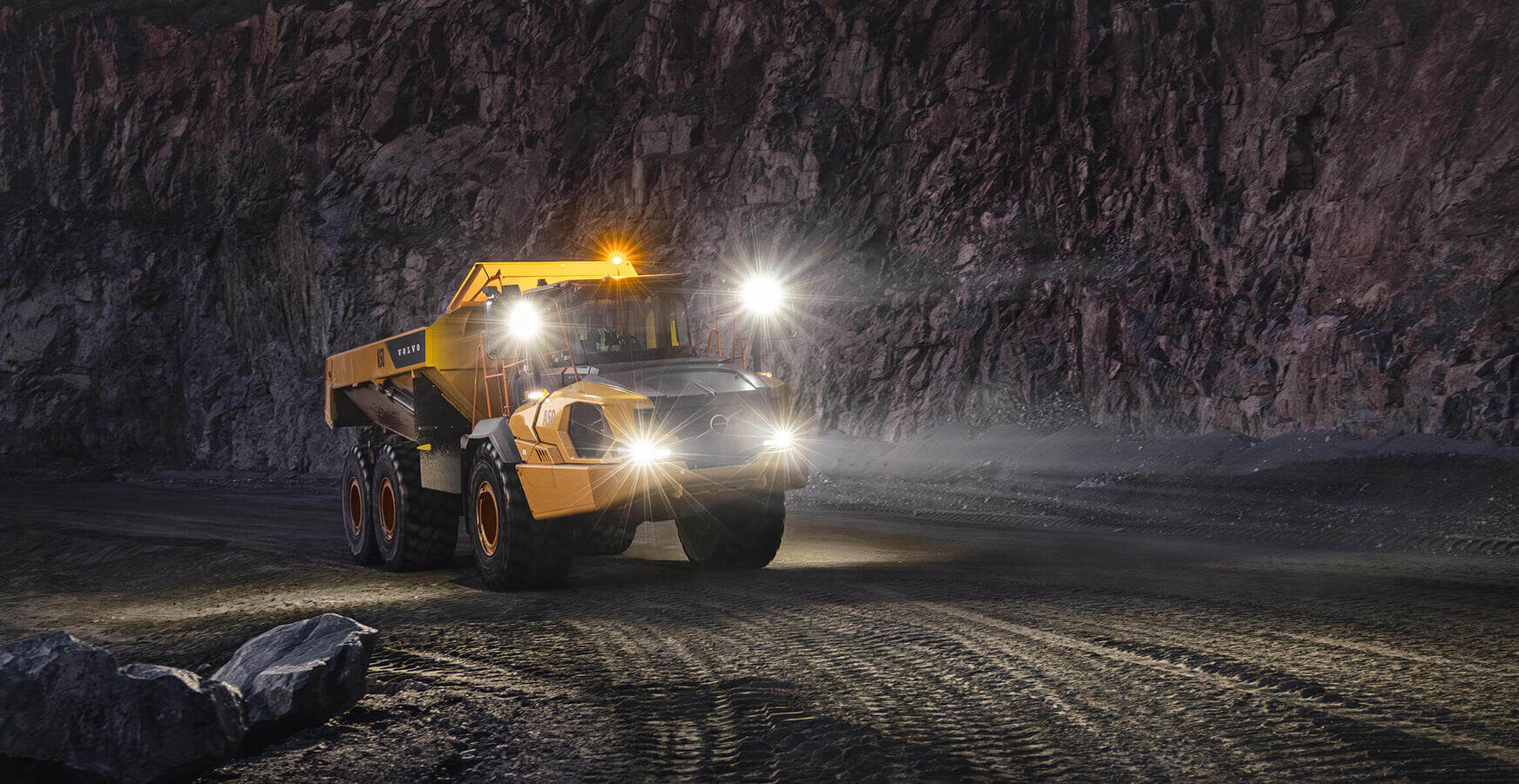 Volvo A50 lights